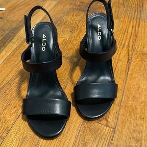 Aldo black sandal size 6